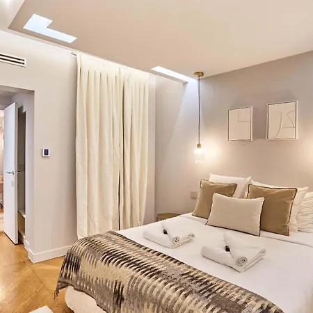 - Ponthieu - Elysees Lägenhet *