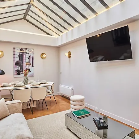 - Ponthieu - Elysees Apartmán