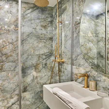 - Ponthieu - Elysees Apartment