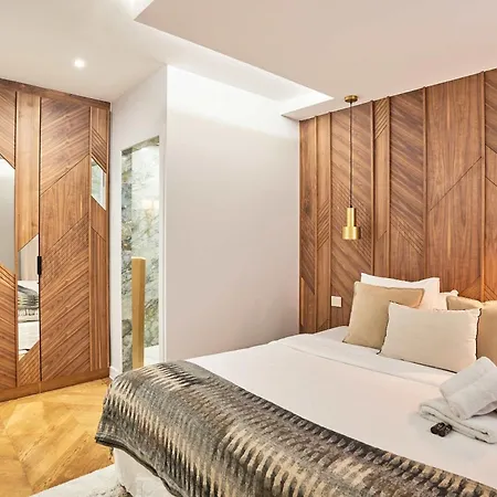 Appartement - Ponthieu - Elysees *